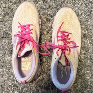 Brooks White and Pink Athletic Shoes